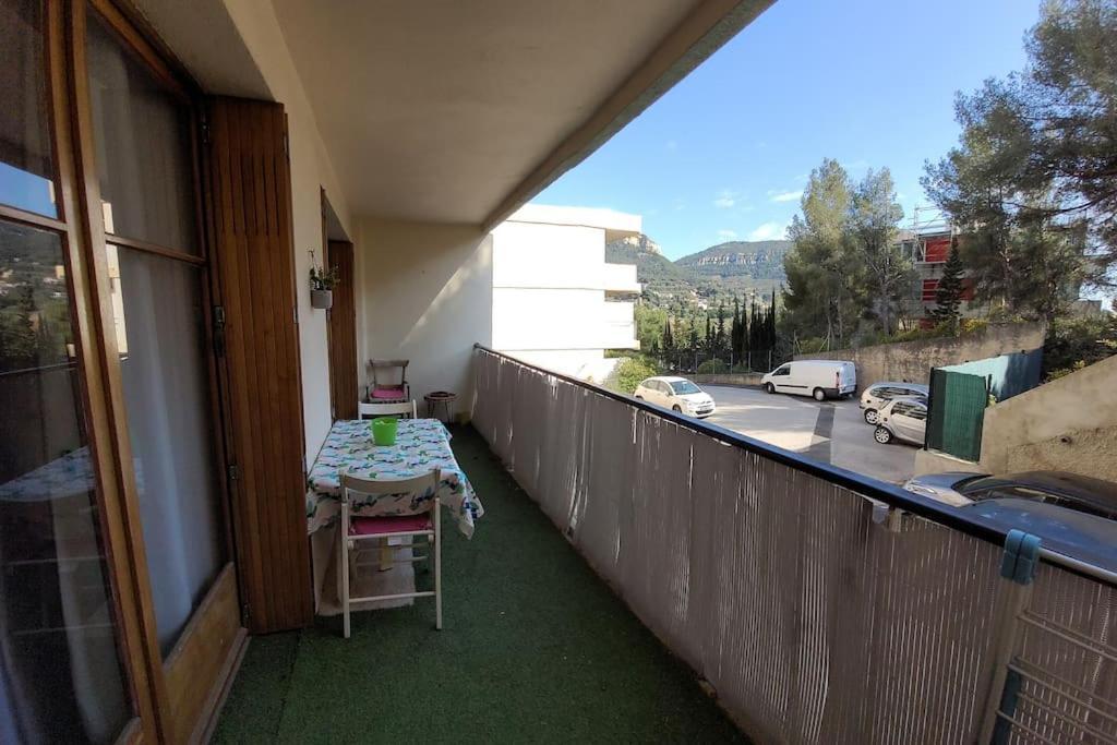 Au Calme, 200M Du Centre T2 Avec Balcon Et Parking Apartment Cassis Exterior foto